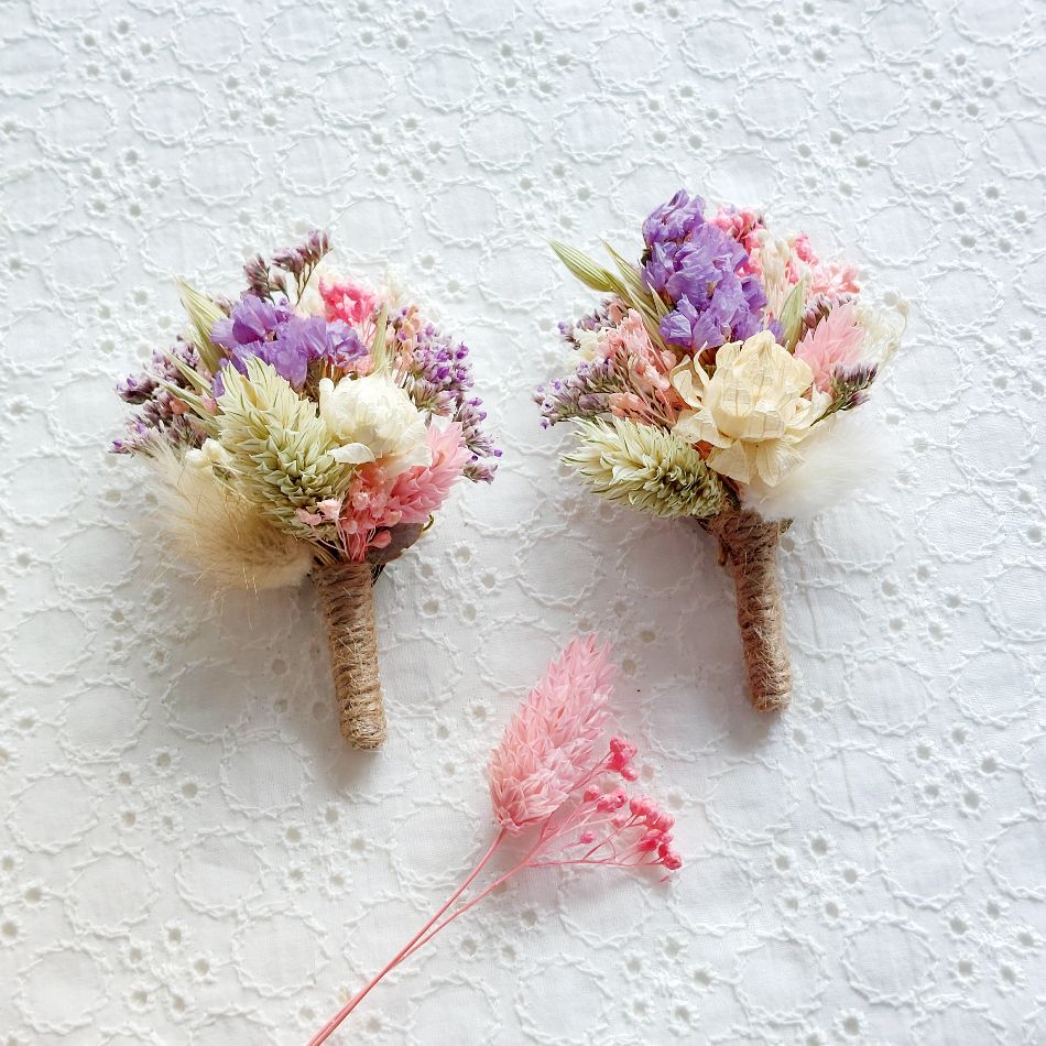 Boutonnières en fleurs séchées Sœurettes