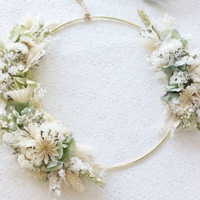 Couronne murale en fleurs séchées Sœurettes