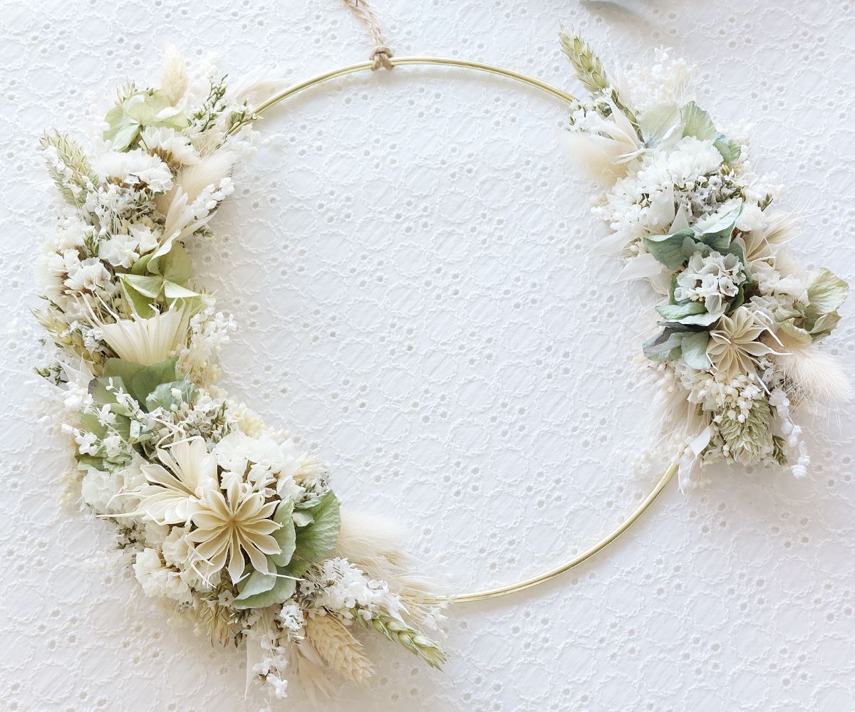 Couronne murale en fleurs séchées Sœurettes